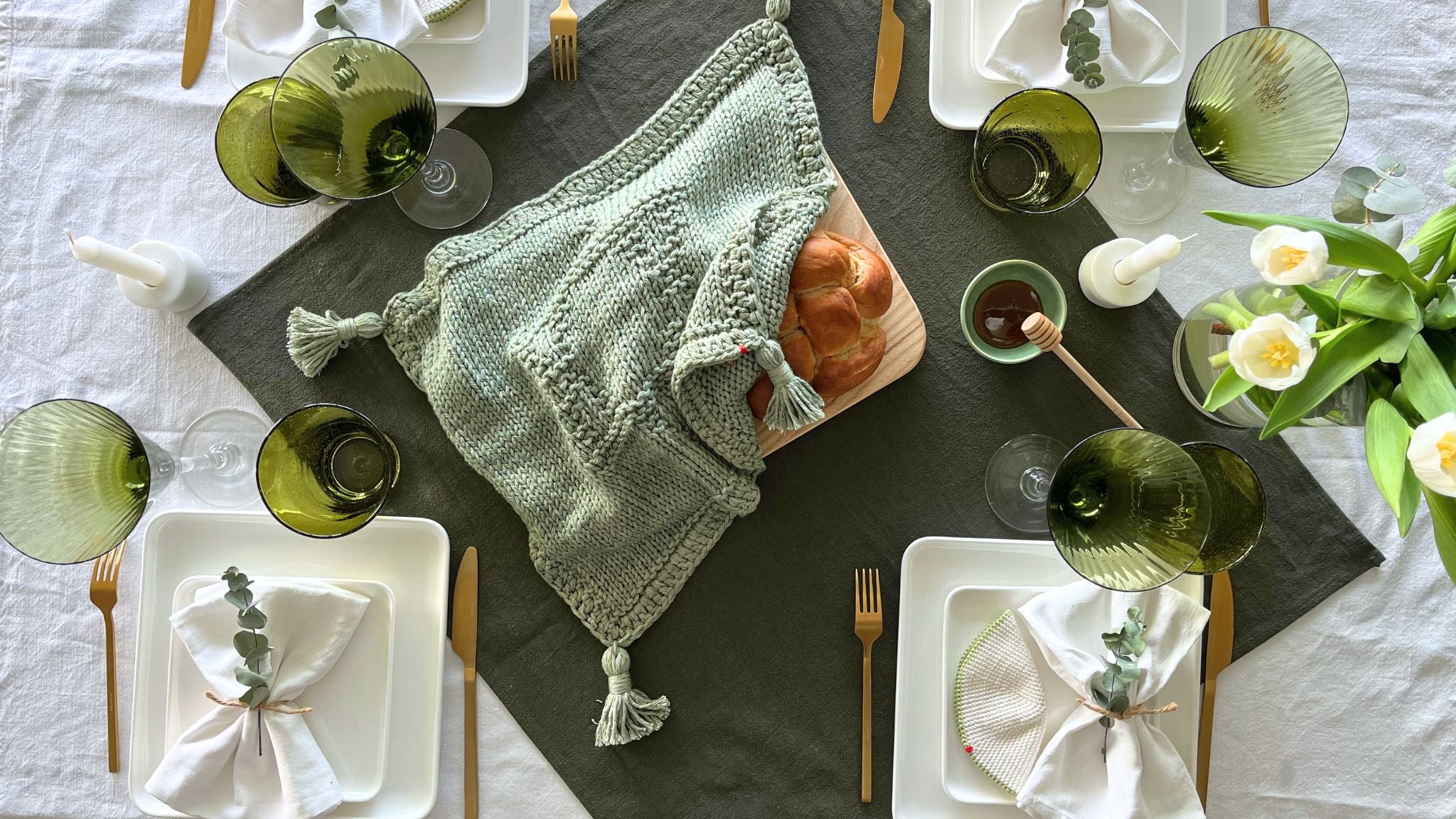 Tassels Challah Cover